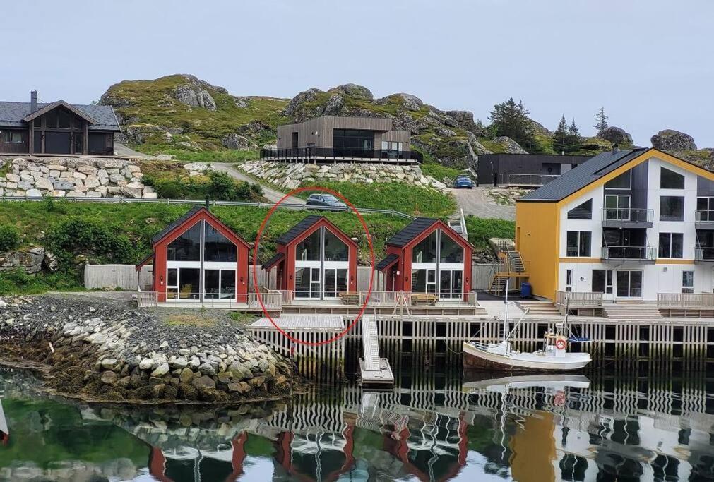 Waterfront Suite L Ballstad L Lofoten L Norway Экстерьер фото